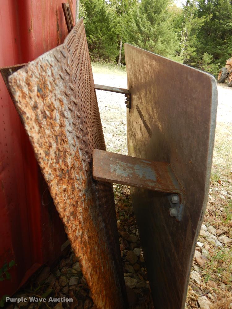 image for item BY9961 (2) loading dock ramps