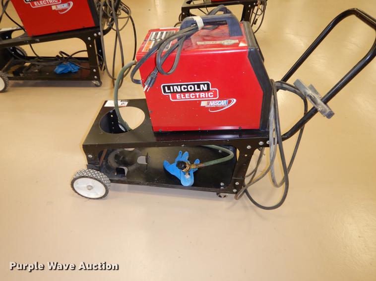 image for item BY9996 Lincoln Electric SP-135T wire feed welder