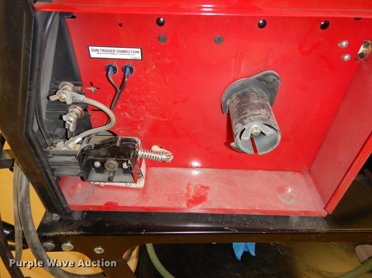 image for item BY9996 Lincoln Electric SP-135T wire feed welder