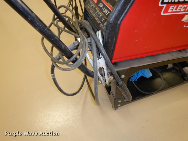 image for item BY9997 Lincoln Electric SP-135T wire feed welder