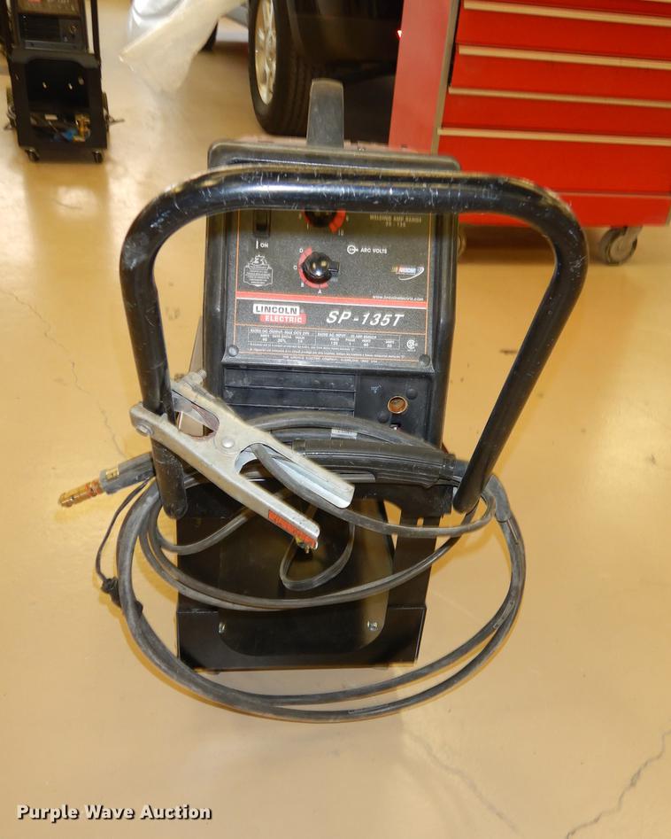 image for item BY9998 Lincoln Electric SP-135T wire feed welder