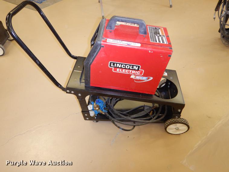 image for item BY9999 Lincoln Electric SP-135T wire feed welder