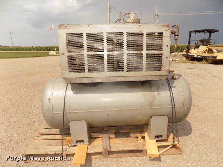 image for item DA3098 Ingersoll Rand 25T2 air compressor
