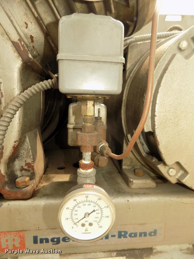image for item DA3098 Ingersoll Rand 25T2 air compressor