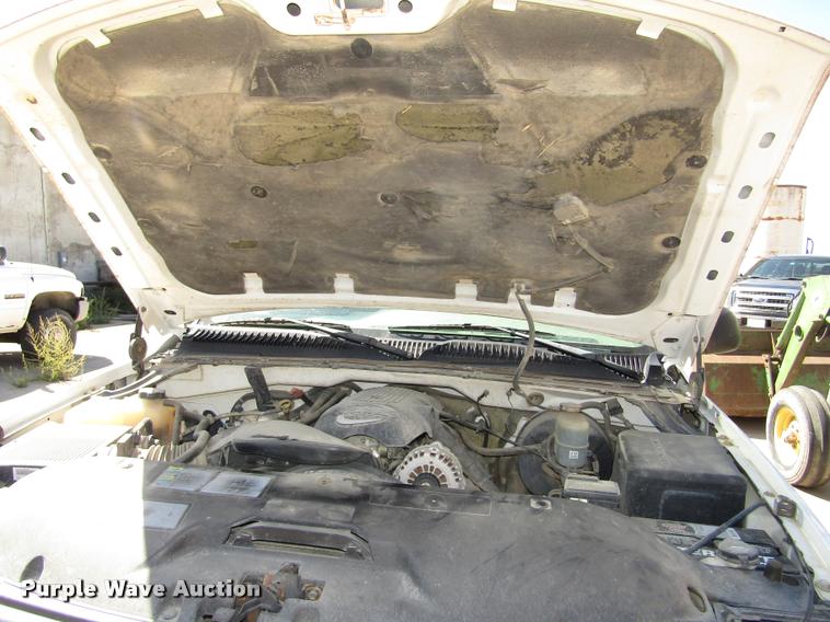 image for item DA3129 2002 Chevrolet Silverado 1500 pickup truck