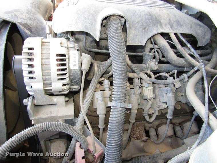 image for item DA3129 2002 Chevrolet Silverado 1500 pickup truck