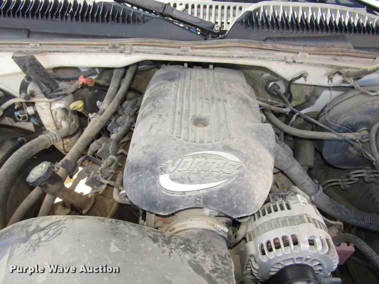 image for item DA3129 2002 Chevrolet Silverado 1500 pickup truck