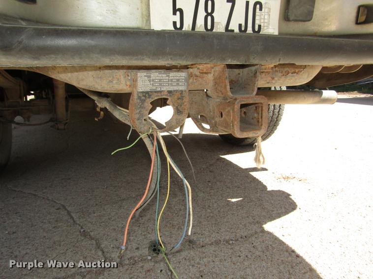 image for item DA3129 2002 Chevrolet Silverado 1500 pickup truck