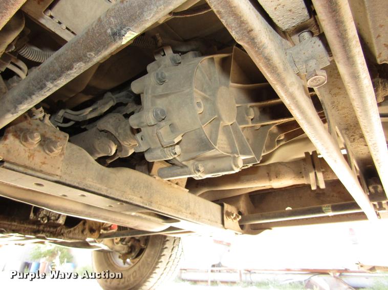 image for item DA3129 2002 Chevrolet Silverado 1500 pickup truck