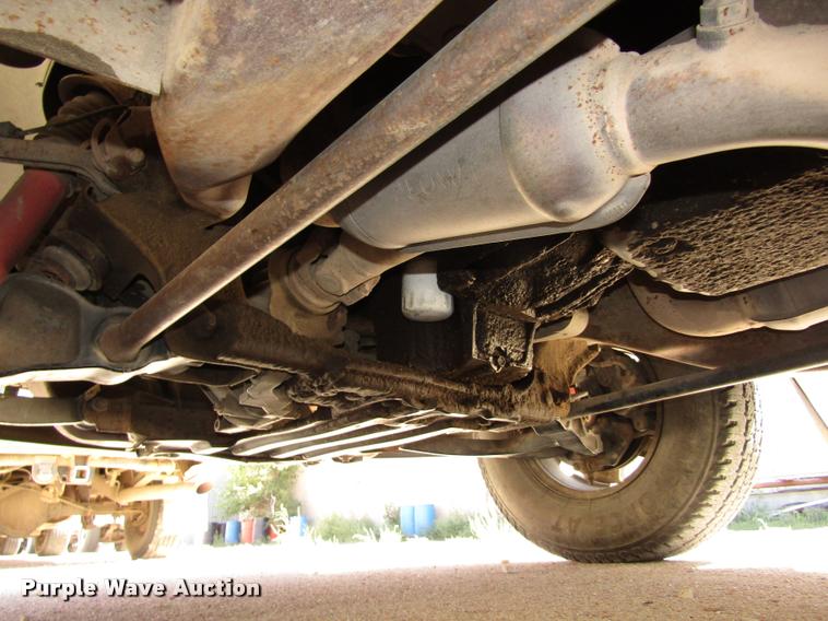 image for item DA3129 2002 Chevrolet Silverado 1500 pickup truck