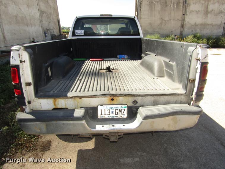 image for item DA3130 2001 Dodge Ram 2500 pickup truck