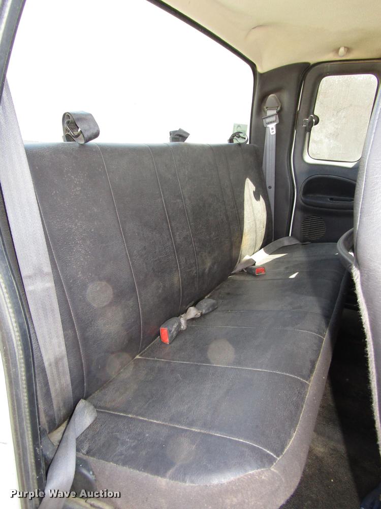 image for item DA3130 2001 Dodge Ram 2500 pickup truck