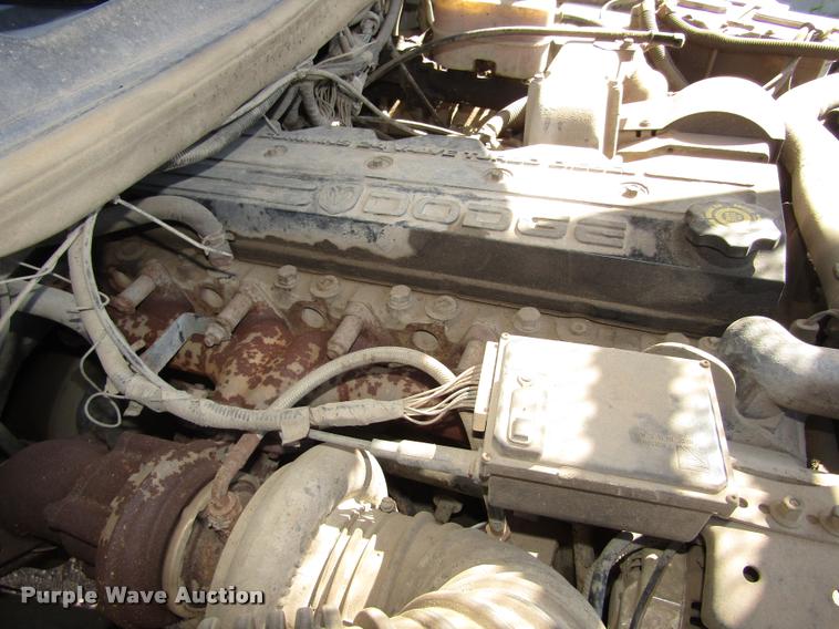 image for item DA3130 2001 Dodge Ram 2500 pickup truck