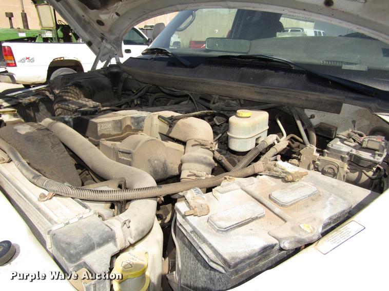 image for item DA3130 2001 Dodge Ram 2500 pickup truck