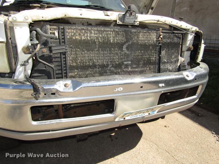 image for item DA3130 2001 Dodge Ram 2500 pickup truck