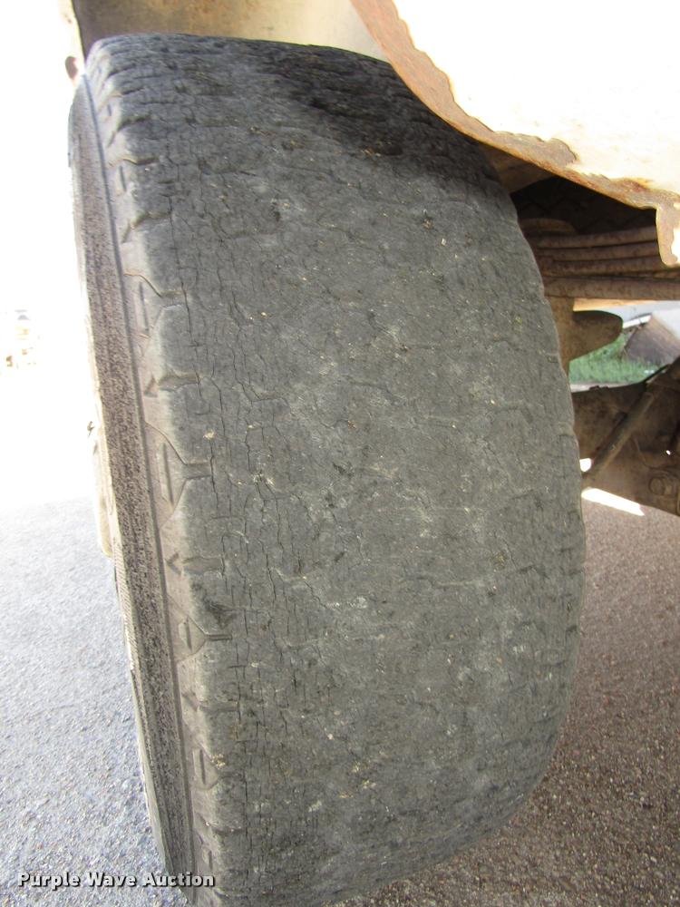 image for item DA3130 2001 Dodge Ram 2500 pickup truck