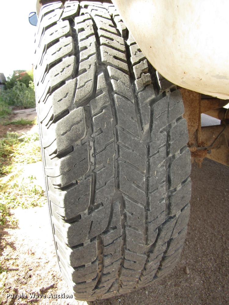 image for item DA3130 2001 Dodge Ram 2500 pickup truck