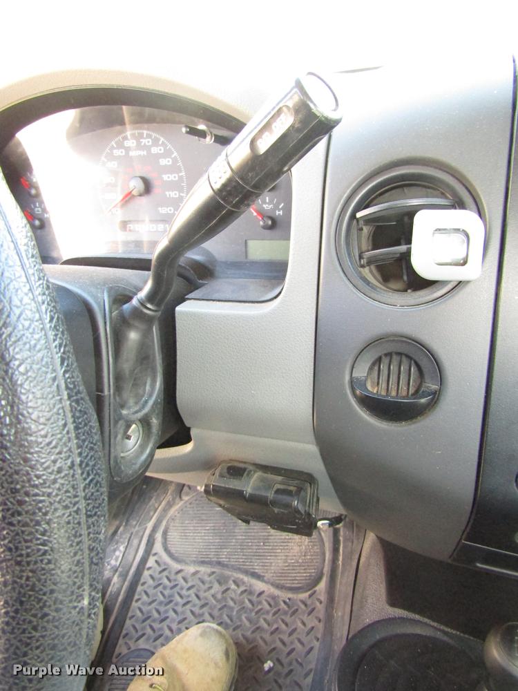 image for item DA3133 2007 Ford F150 Ext. Cab pickup truck