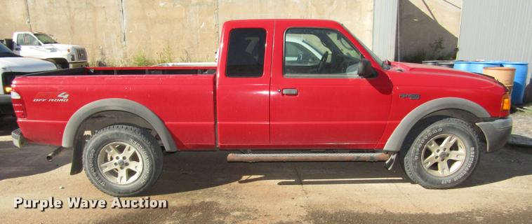 image for item DA3136 2003 Ford Ranger Ext. Cab pickup truck