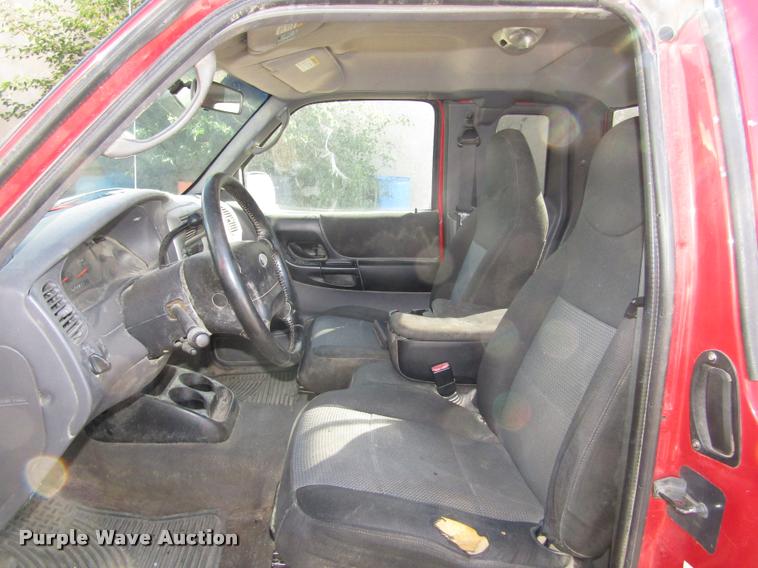 image for item DA3136 2003 Ford Ranger Ext. Cab pickup truck