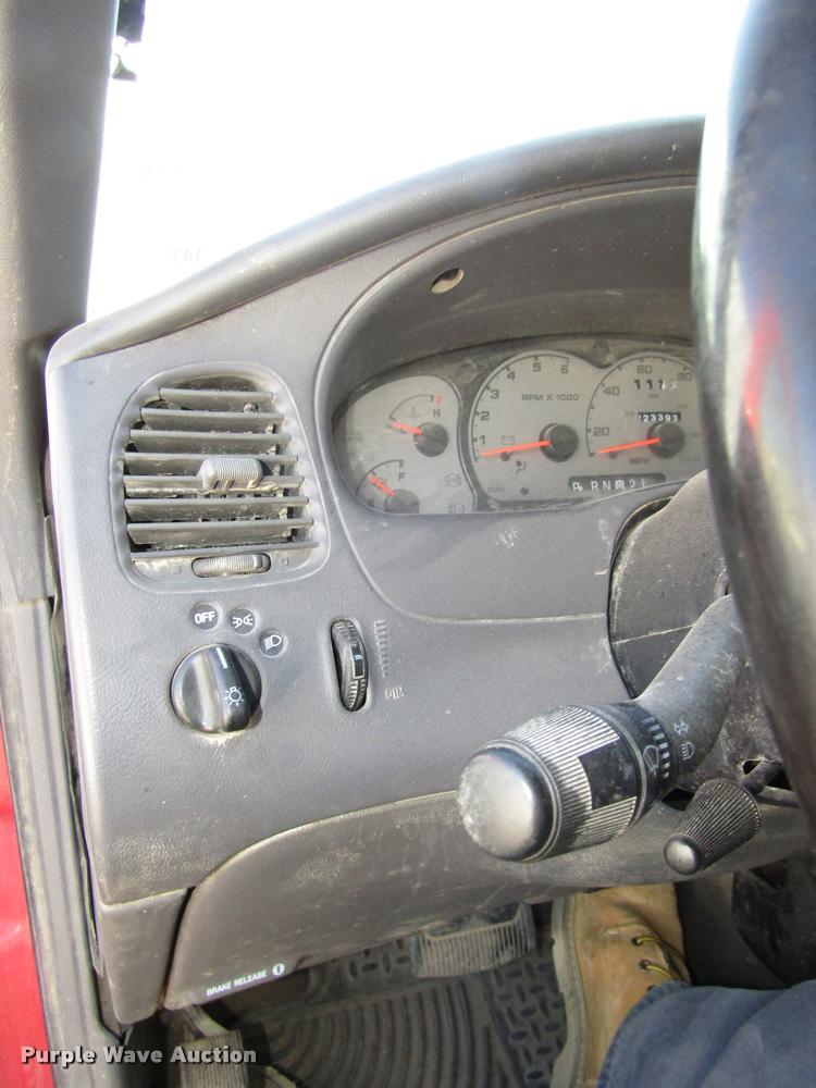 image for item DA3136 2003 Ford Ranger Ext. Cab pickup truck