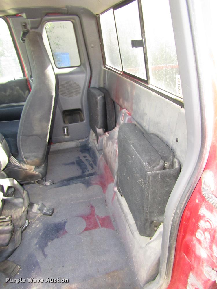image for item DA3136 2003 Ford Ranger Ext. Cab pickup truck