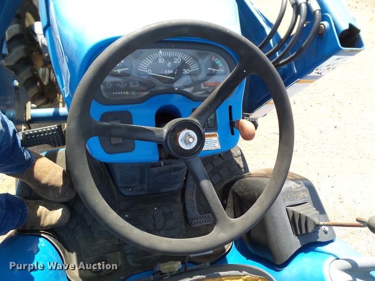 image for item DA6873 2000 New Holland TC29D MFWD tractor