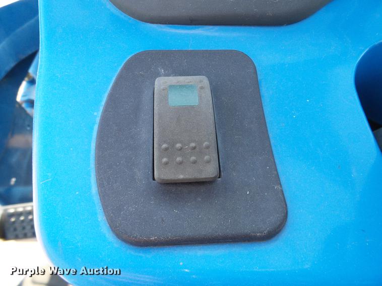 image for item DA6873 2000 New Holland TC29D MFWD tractor