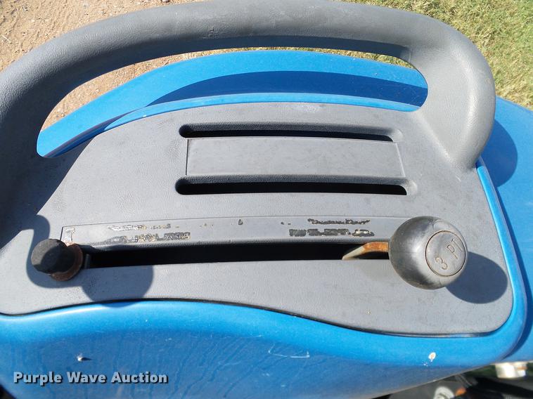 image for item DA6873 2000 New Holland TC29D MFWD tractor