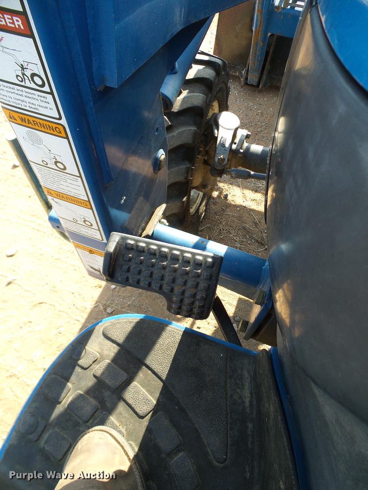 image for item DA6873 2000 New Holland TC29D MFWD tractor