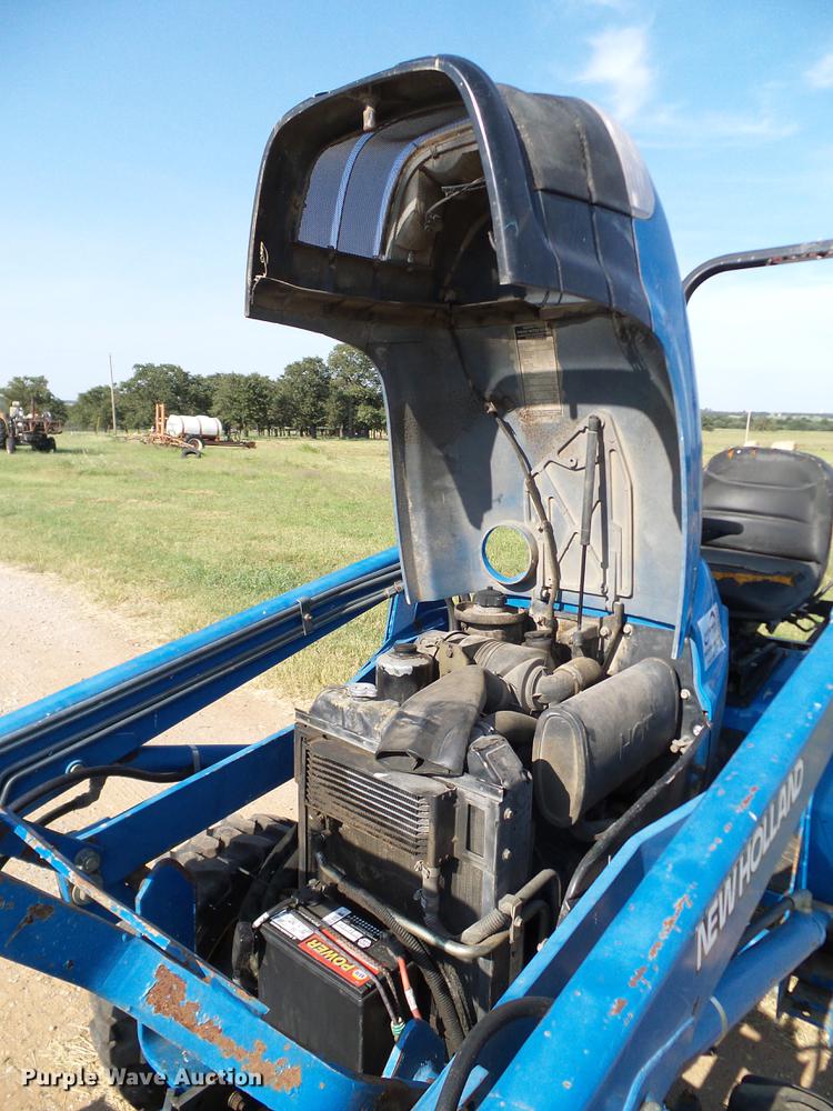 image for item DA6873 2000 New Holland TC29D MFWD tractor
