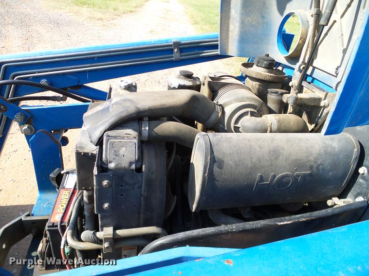 image for item DA6873 2000 New Holland TC29D MFWD tractor