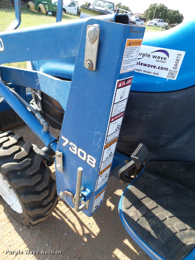 image for item DA6873 2000 New Holland TC29D MFWD tractor