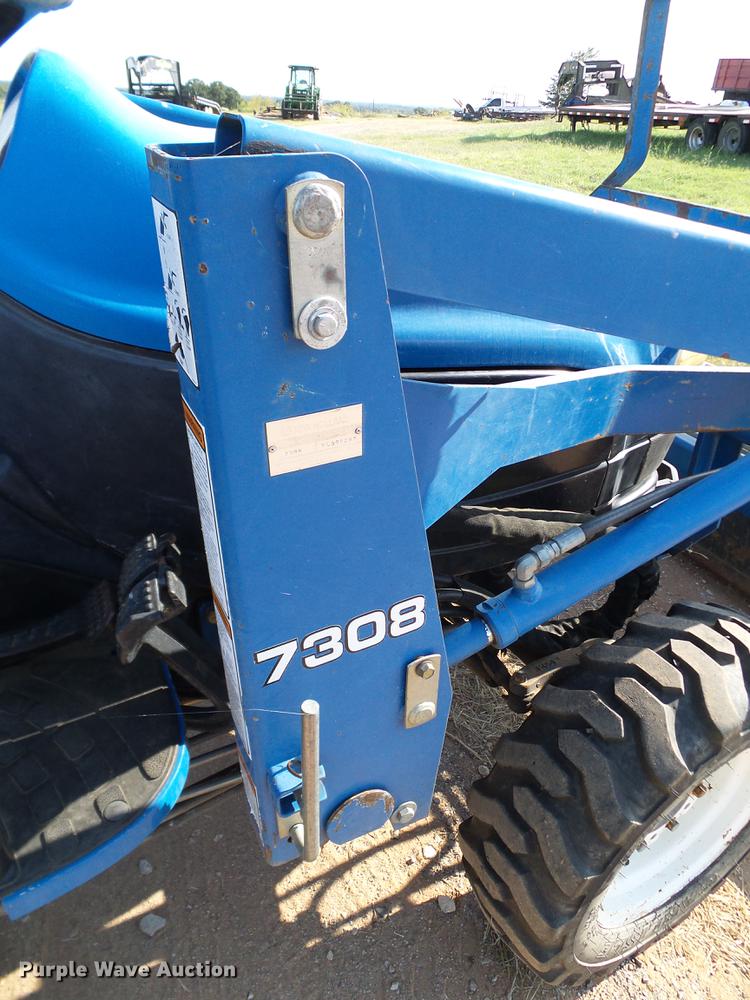 image for item DA6873 2000 New Holland TC29D MFWD tractor