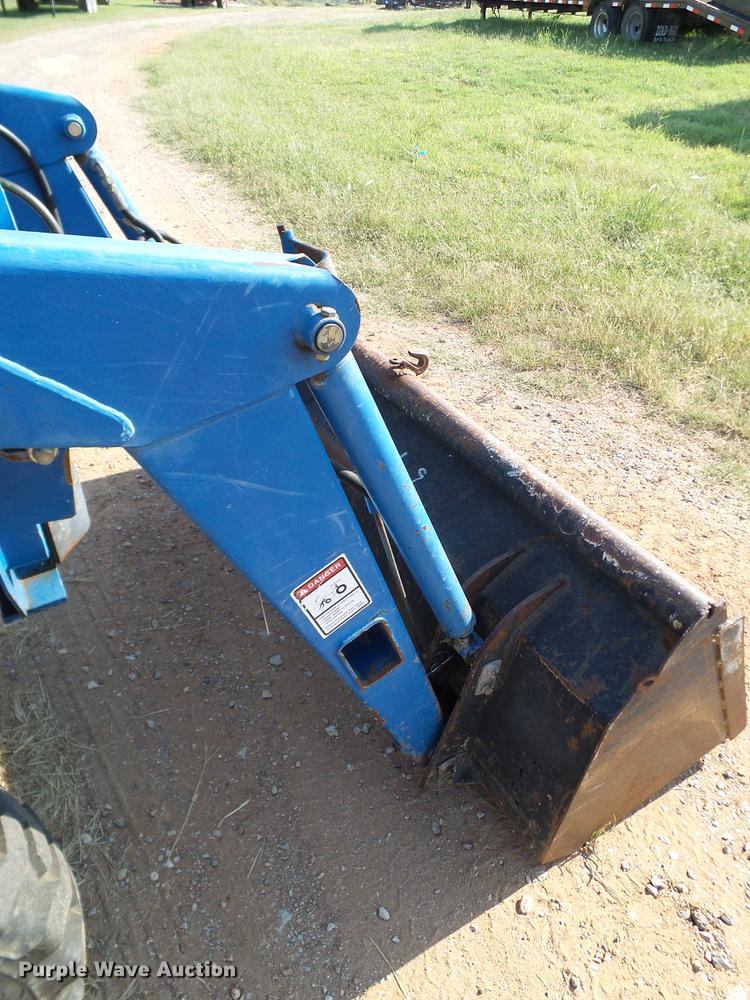 image for item DA6873 2000 New Holland TC29D MFWD tractor