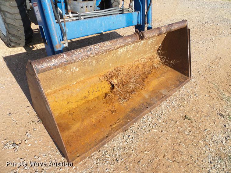 image for item DA6873 2000 New Holland TC29D MFWD tractor