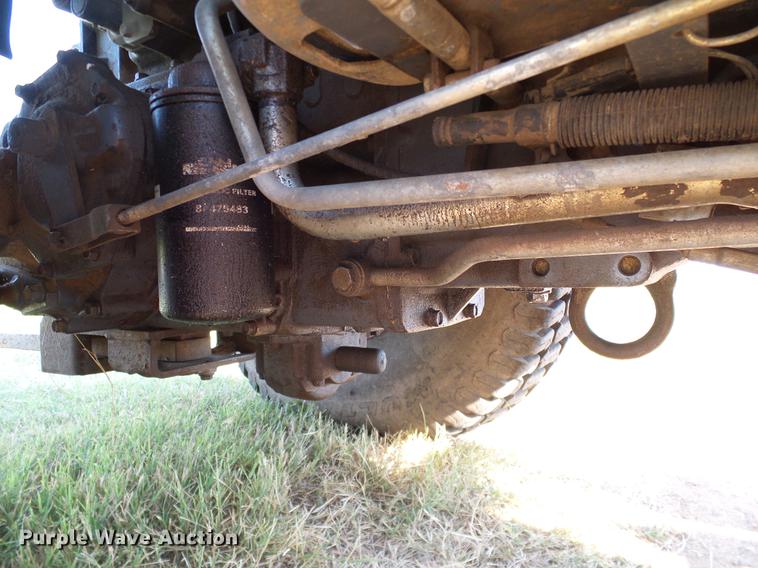 image for item DA6873 2000 New Holland TC29D MFWD tractor