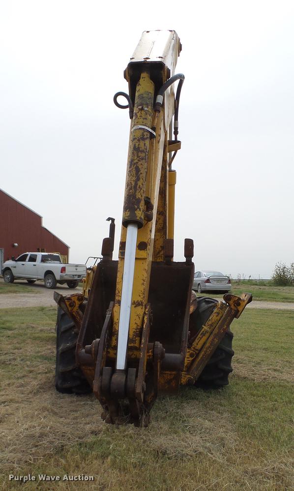 image for item DA6874 1968 Case 580CK backhoe