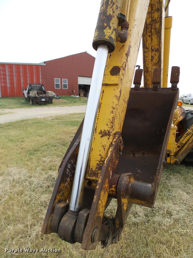 image for item DA6874 1968 Case 580CK backhoe