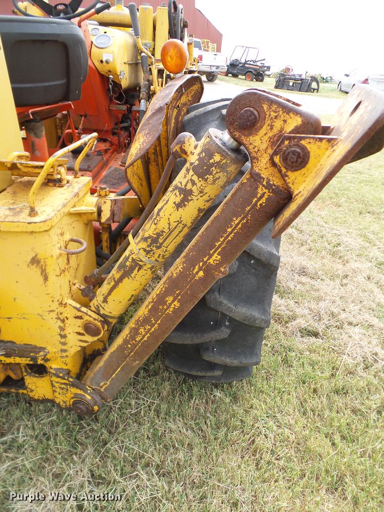 image for item DA6874 1968 Case 580CK backhoe