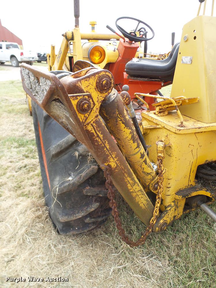 image for item DA6874 1968 Case 580CK backhoe