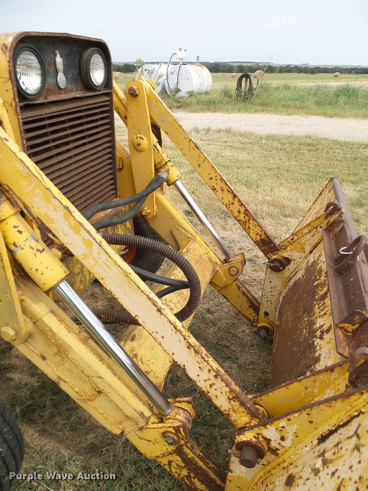 image for item DA6874 1968 Case 580CK backhoe