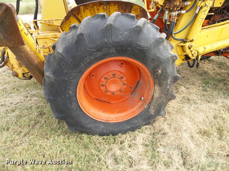 image for item DA6874 1968 Case 580CK backhoe