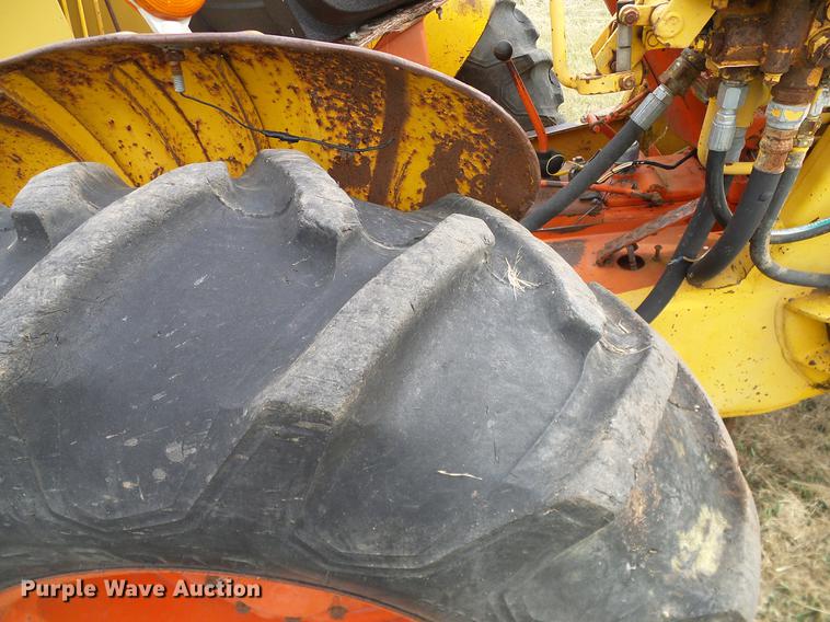 image for item DA6874 1968 Case 580CK backhoe