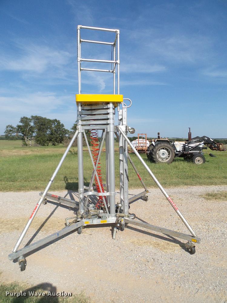 image for item DA6876 Airlift 3024 pneumatic man lift