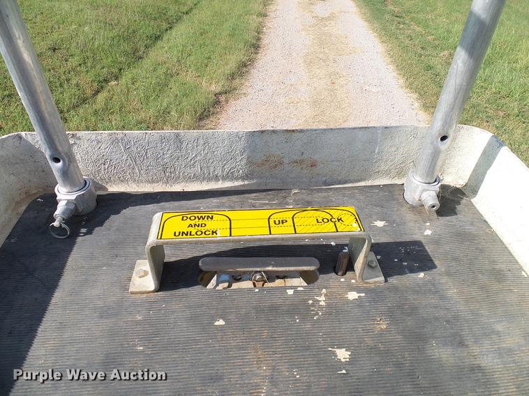 image for item DA6876 Airlift 3024 pneumatic man lift