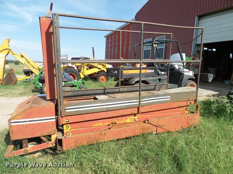 image for item DA6877 Pac-craft 116B SP Hefty Herman scissor lift