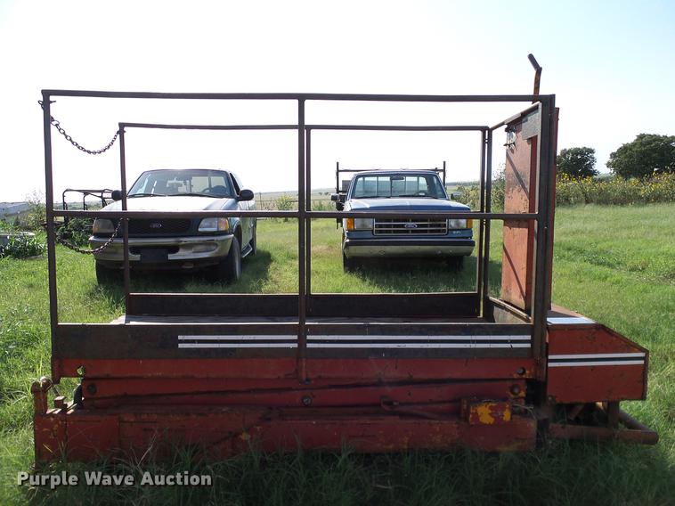 image for item DA6877 Pac-craft 116B SP Hefty Herman scissor lift