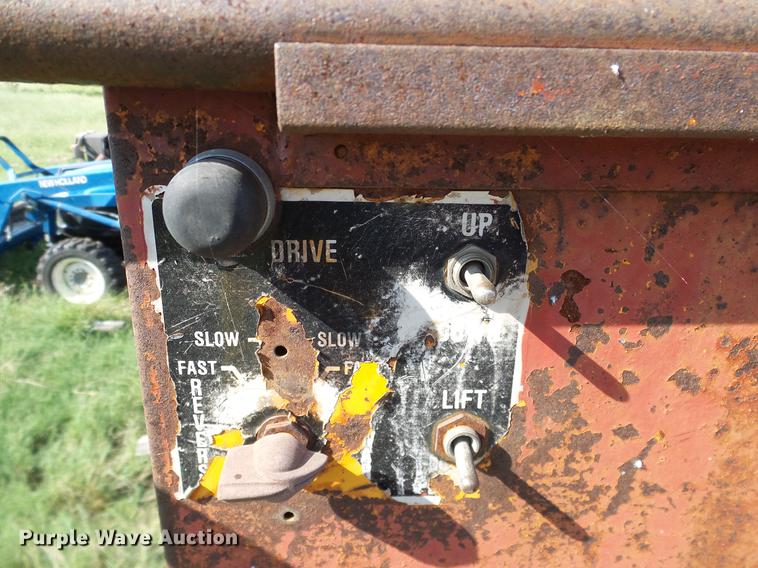 image for item DA6877 Pac-craft 116B SP Hefty Herman scissor lift