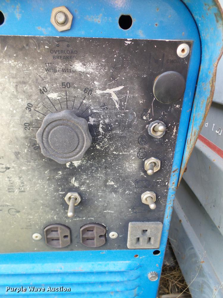 image for item DA6878 Miller Blue Star 2E welder/generator